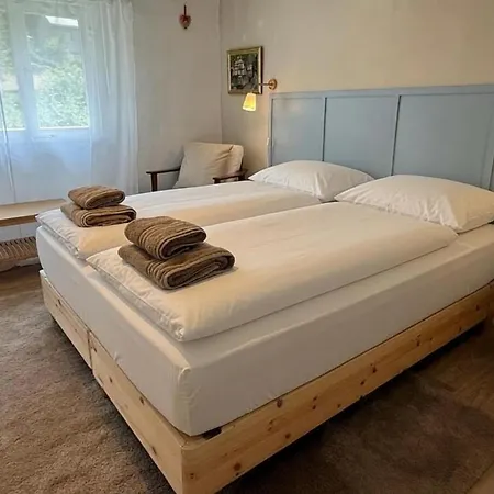 Heckerfeld 3* Burglahr
